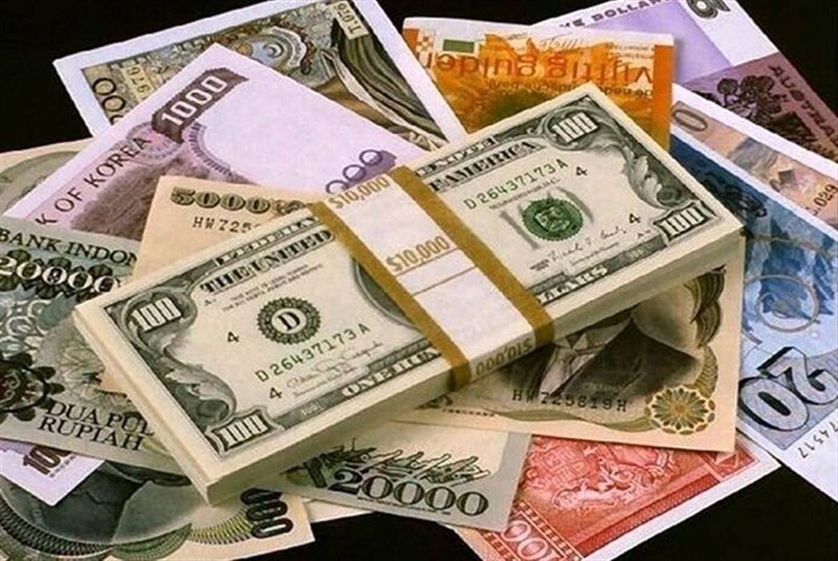 فعالان بازار ارز: انتظار کاهش قیمت دلار پس از نوسانات اخیر