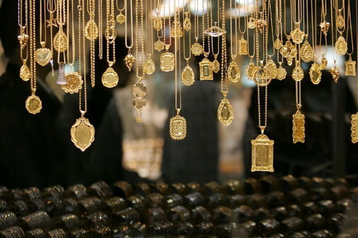قیمت طلا ۱۸ عیار امروز شنبه ۴ مرداد ۱۴۰۴؛ افزایش چشمگیر نرخ‌ها