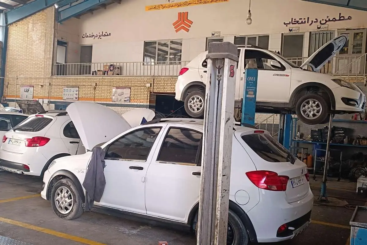 کف قیمت خودرو در بازار به ۵۲۰ میلیون تومان رسید