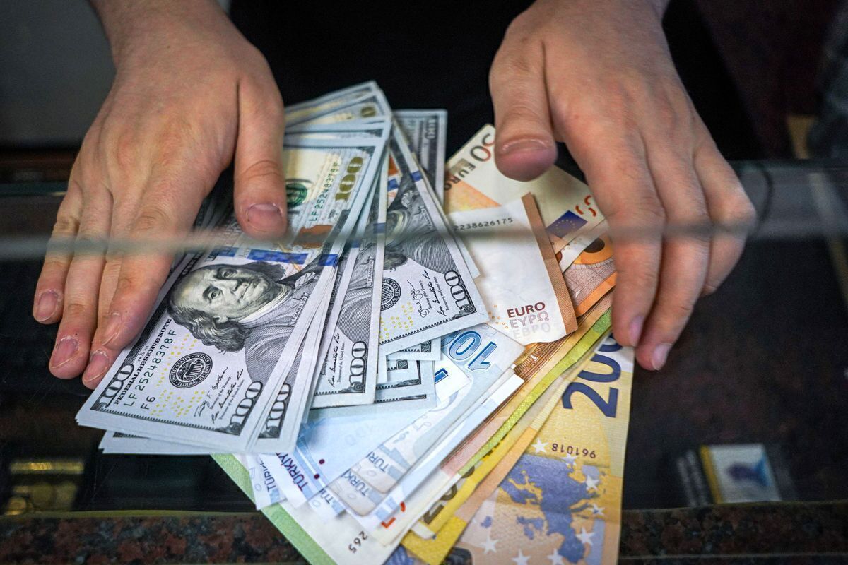 آیا قیمت دلار در آستانه شروع روند نزولی است؟ تحلیل تازه بازار ارز