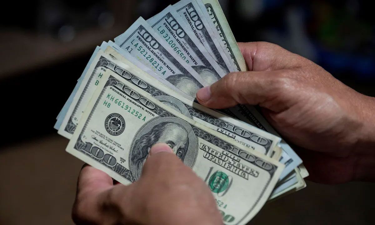 ظهور طبقه رانتی بزرگ در سایه ارز چند نرخی؛ راهکارهایی برای گذار به نظام ارزی تک نرخی