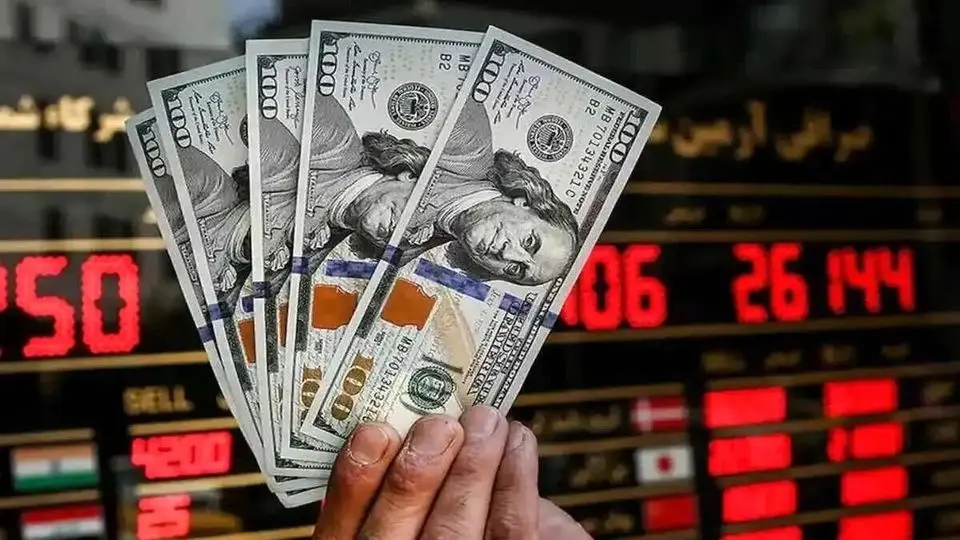 دلار از مرز روانی ۸۰ هزار تومان عبور کرد