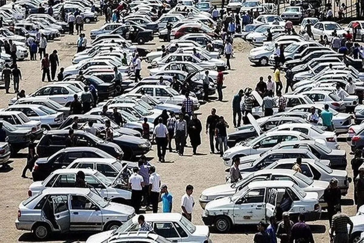 رکود عمیق در بازار خودرو؛ نگاهی به تغییرات قیمت‌ها با جدول جدید