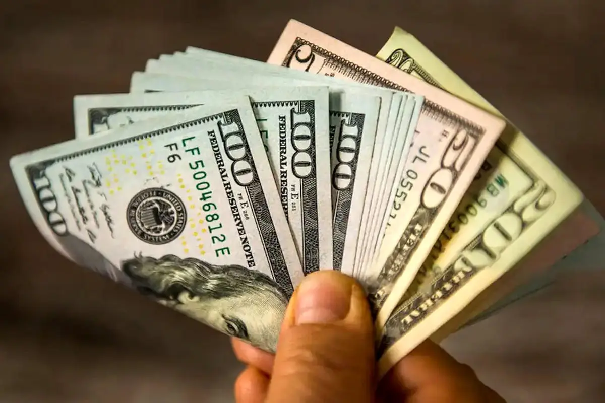 شکست کف قیمتی دلار و افزایش نرخ در بازار آزاد